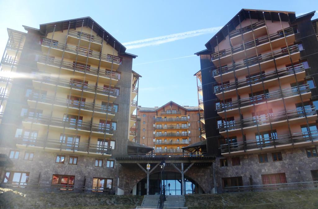 Castor & Pollux Aparthotel Risoul Exterior photo
