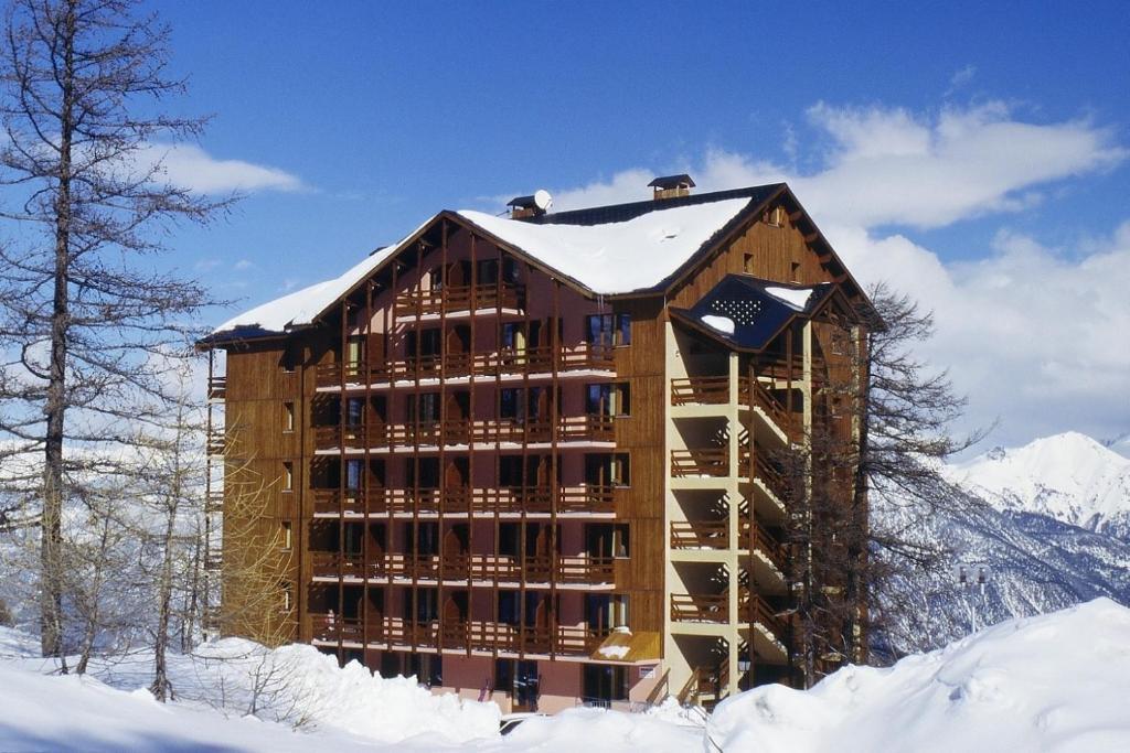 Castor & Pollux Aparthotel Risoul Exterior photo